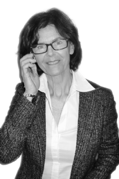 Frau Dr. Hofer
